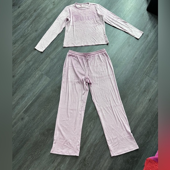 Juicy Couture Loungewear Amethyst Velour Long Sleeve Top & Wide Pants sz large - Picture 2 of 13